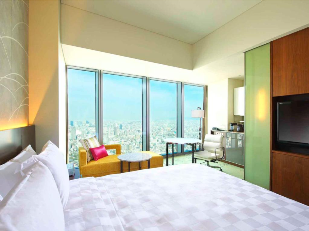 Upper Floor Club Corner, Club lounge access, Guest room - Bed