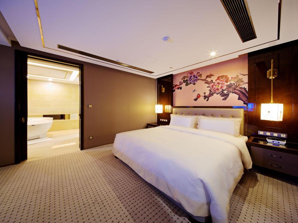 Duplex Suite - Guestroom