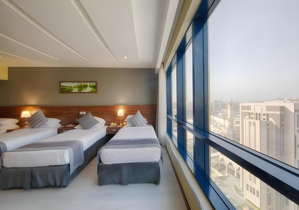 Side Kaaba View Room