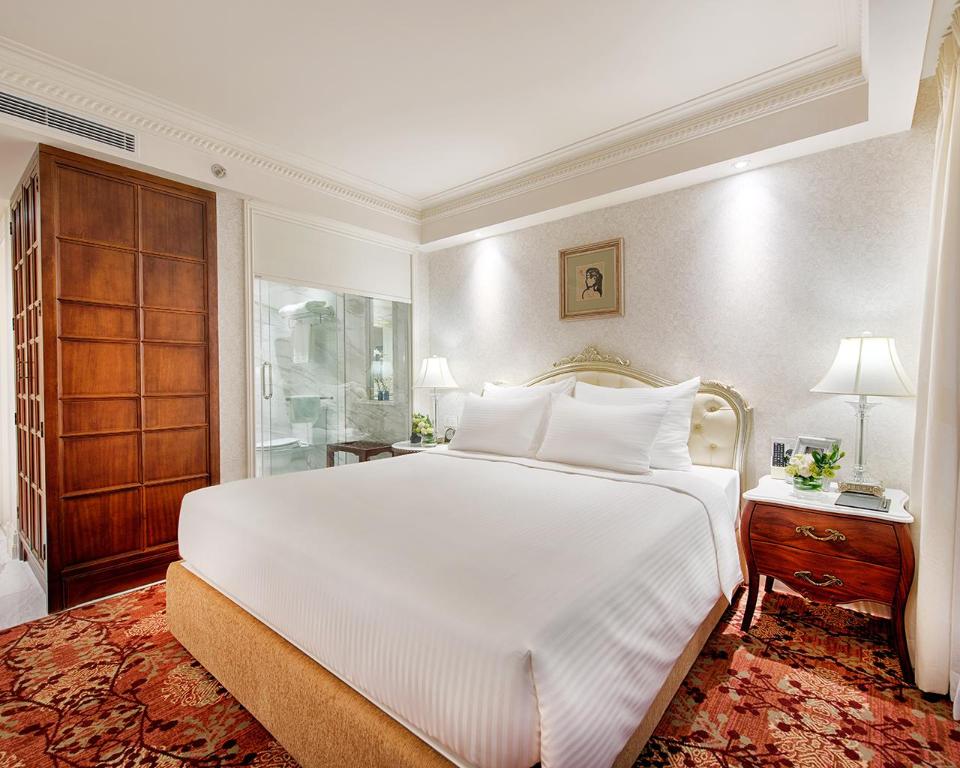 Deluxe King - Room plan