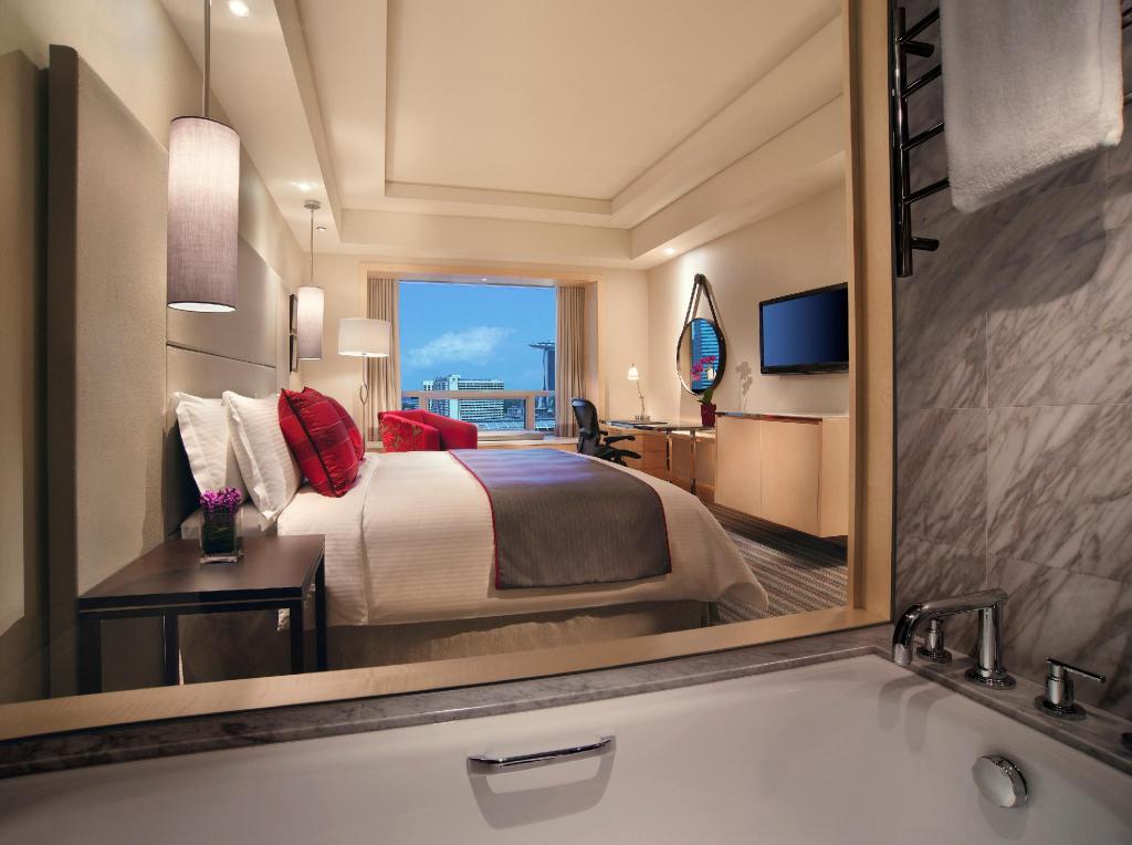 Premier Room - Guestroom