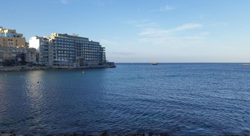 Cavalieri Hotel Malta, a member of Radisson Individuals 전경
