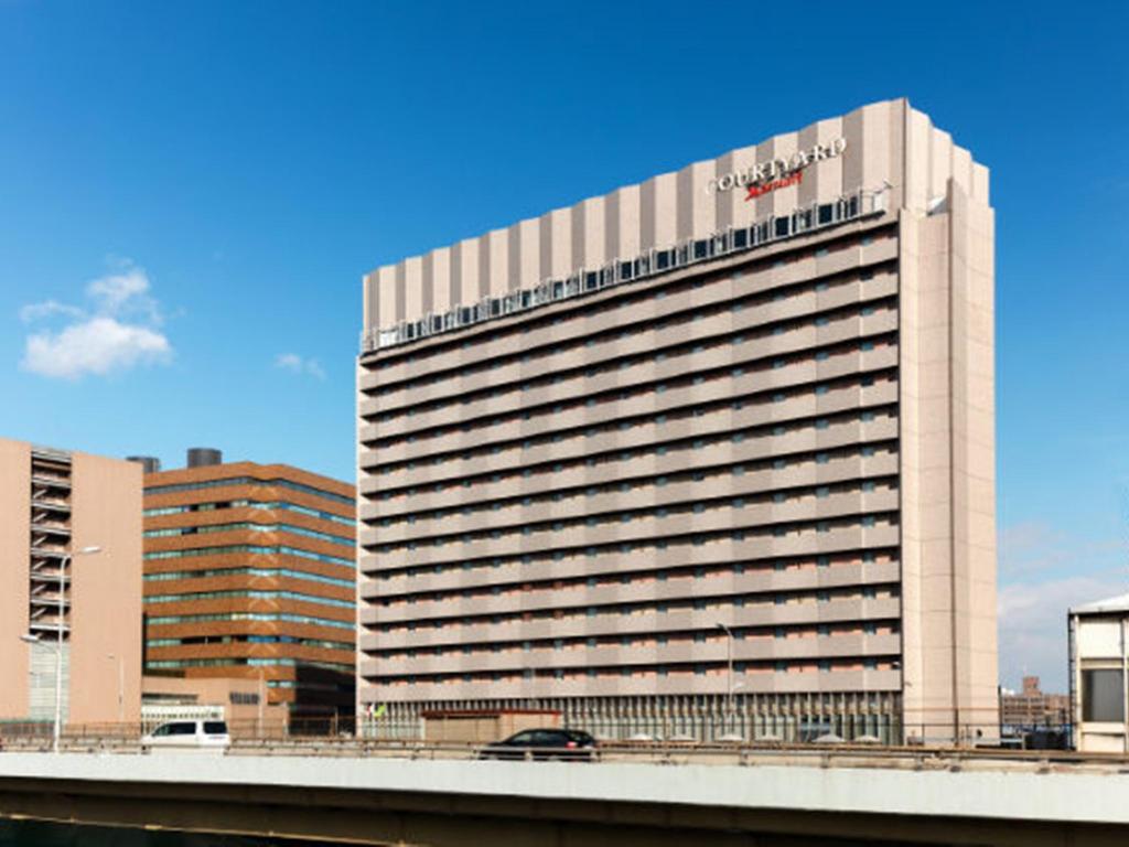 Courtyard by Marriott Shin-Osaka Station 전경