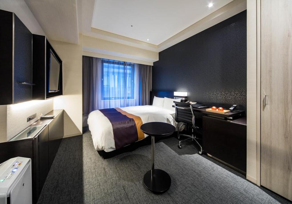 Superior Double Non-Smoking