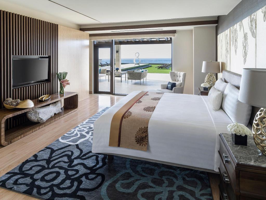 Three Bedroom Villa - Bed