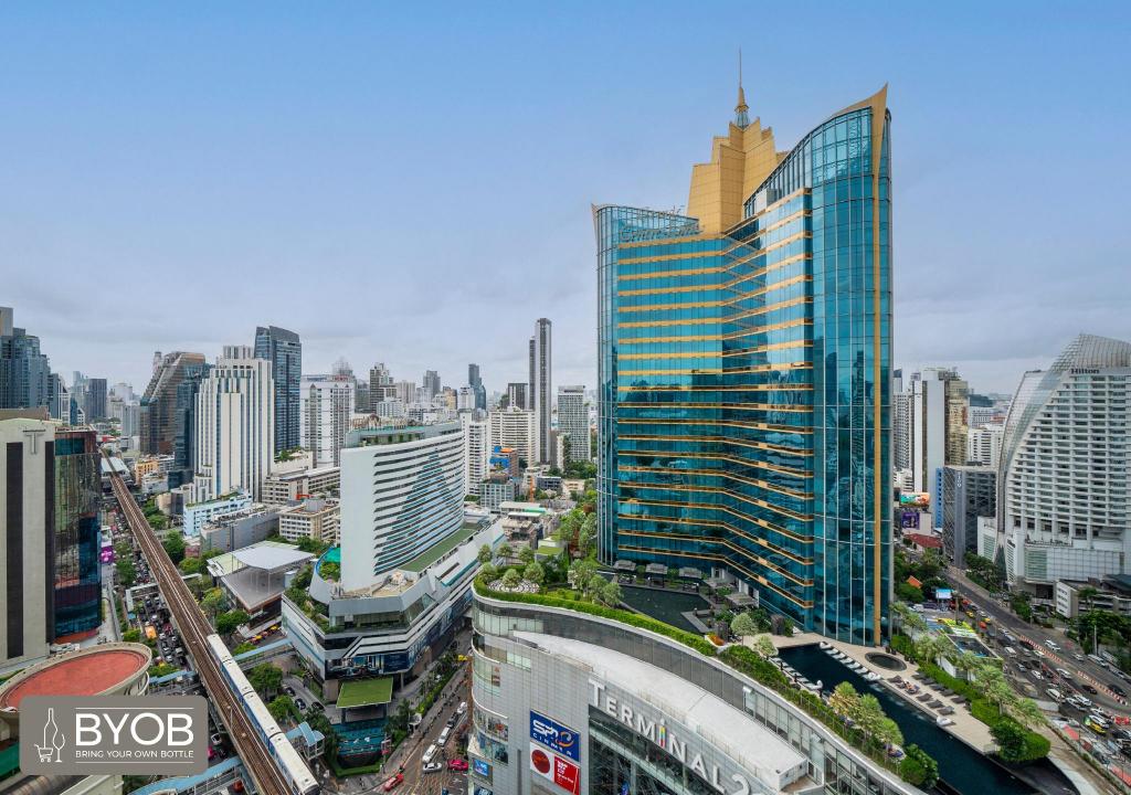 Grande Centre Point Hotel Terminal 21 전경