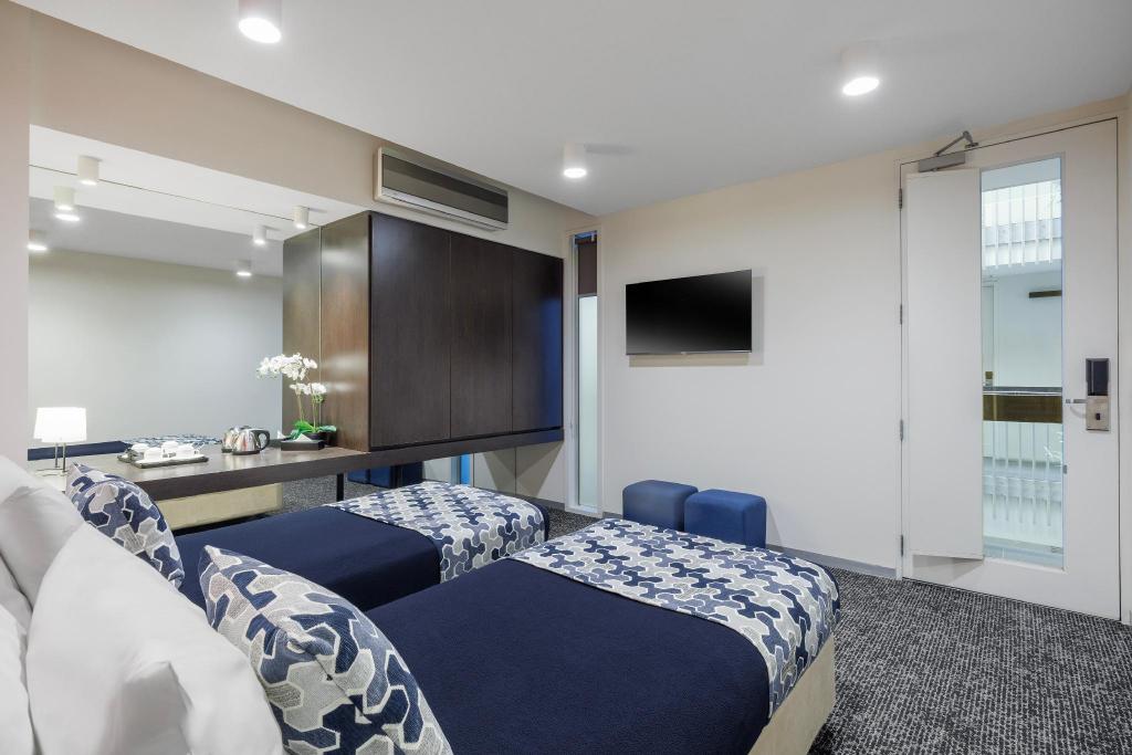 Superior Twin Room - Unserviced - Bed