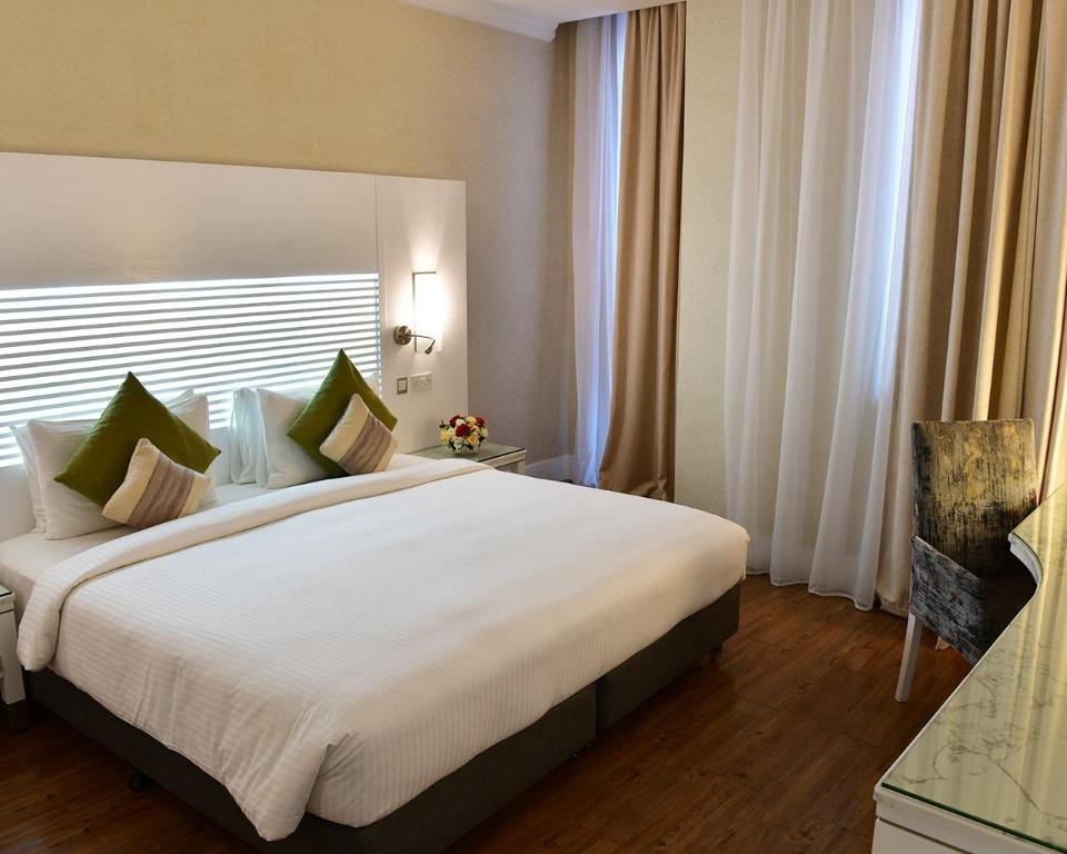 Executive Suite - Bedroom