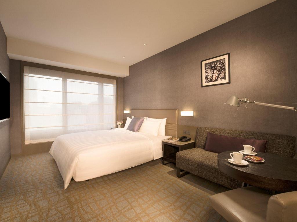 Deluxe Double Room - Guestroom