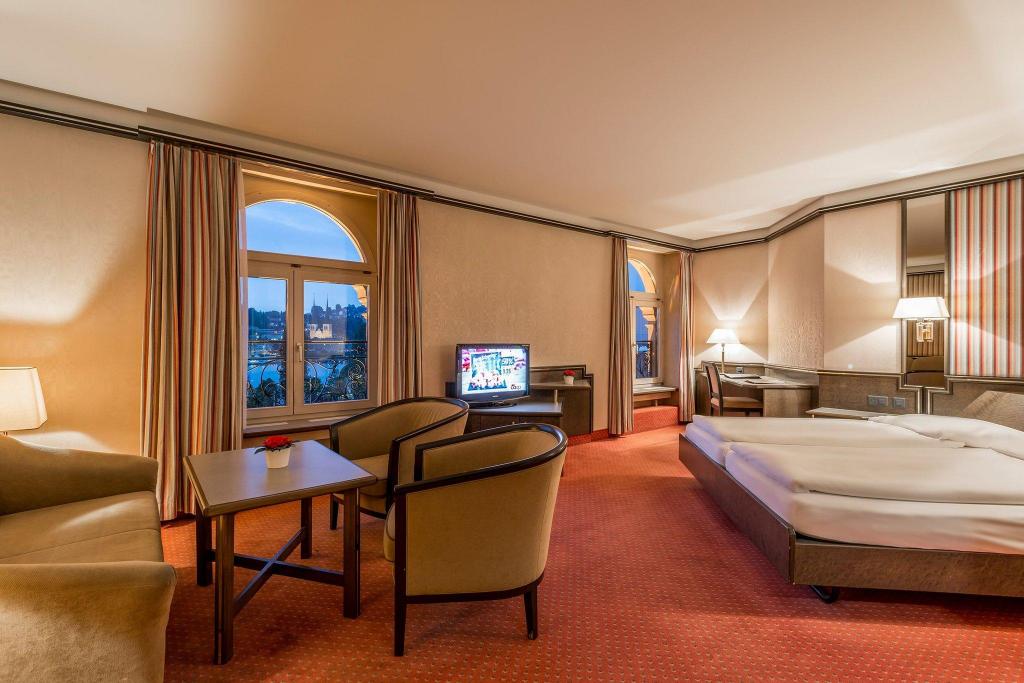 Junior Suite - Bedroom