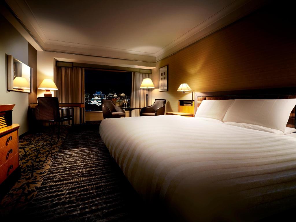 Deluxe Double Non Smoking Castle View - Room plan