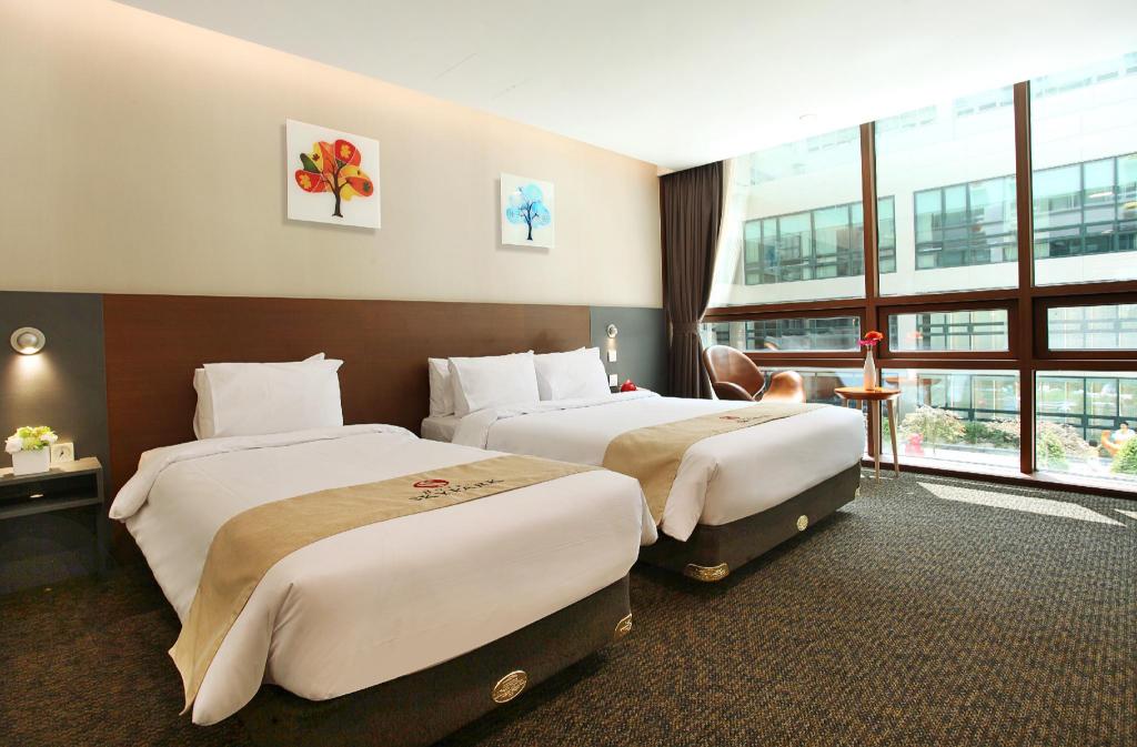 Standard Twin Room - Free Upgrade to Deluxe Twin Room - Guestroom