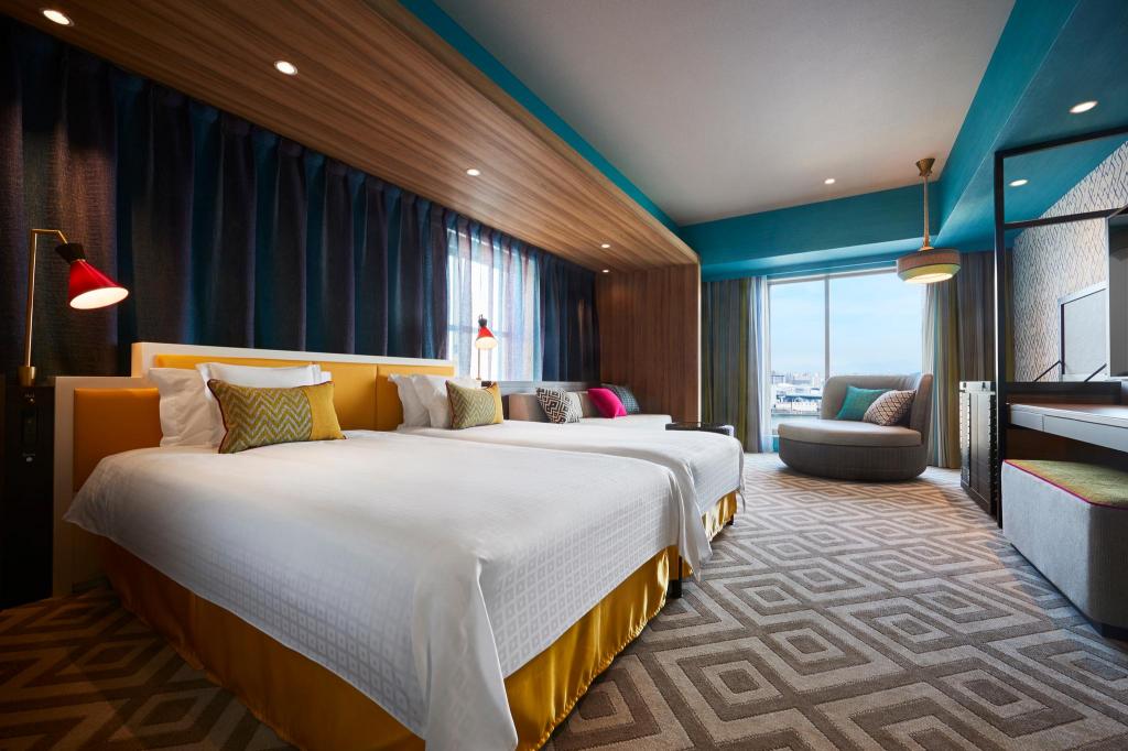 Carib Deluxe Corner Room - Non-Smoking - Guestroom