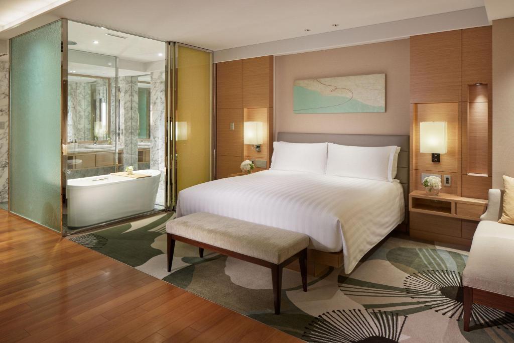 1 King Premium Room - Guestroom