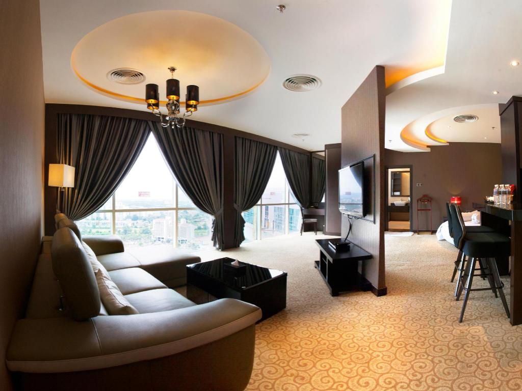 Caladium Suite - Suite room