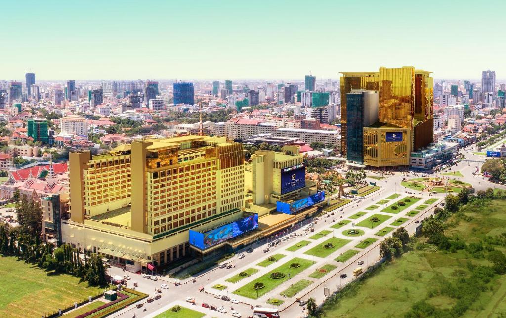 NagaWorld Hotel & Entertainment Complex 전경
