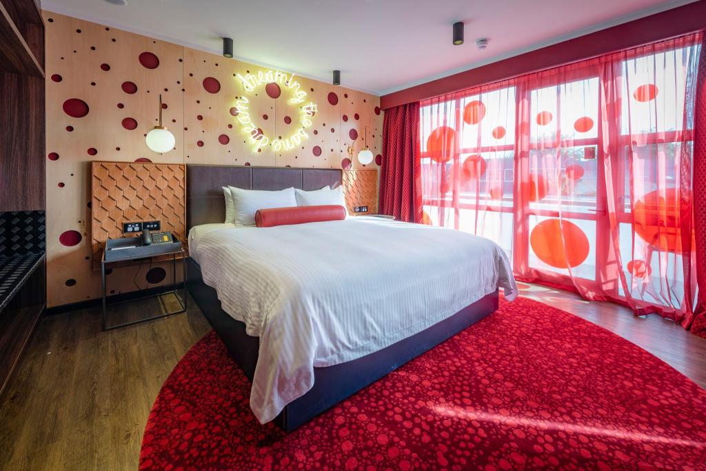 Dotty Suite - Bedroom