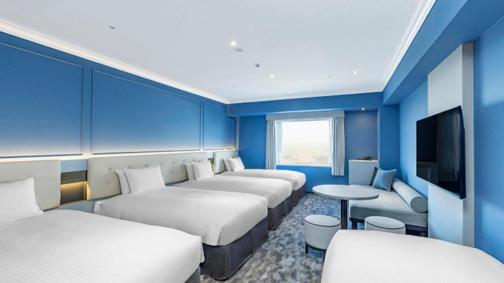 Marin Floor Deluxe Quintuple Room - Bed