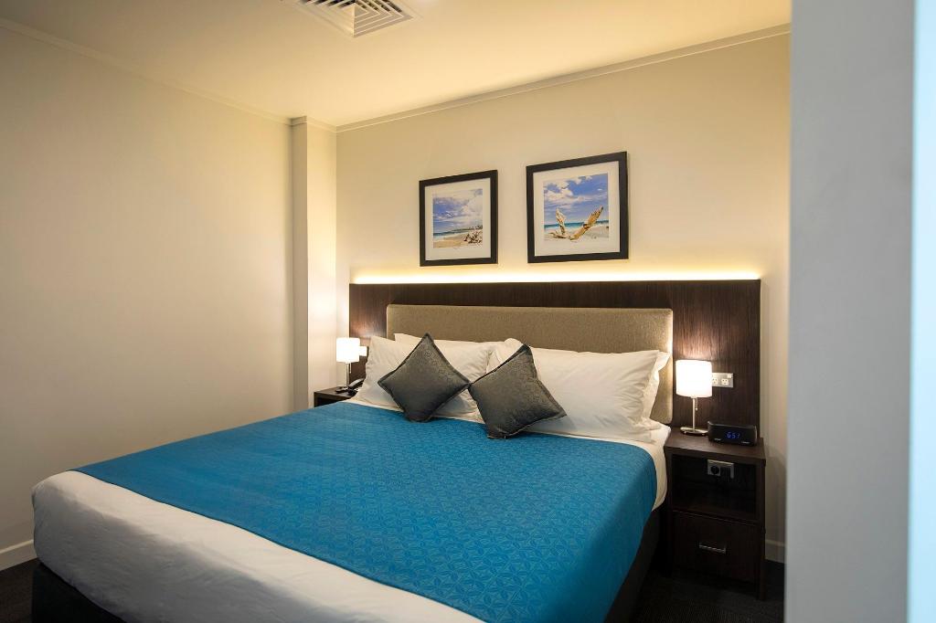 One-Bedroom Apartment - Bed