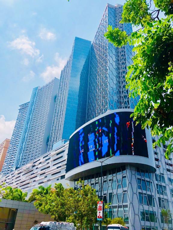 The Bridge Club 전경