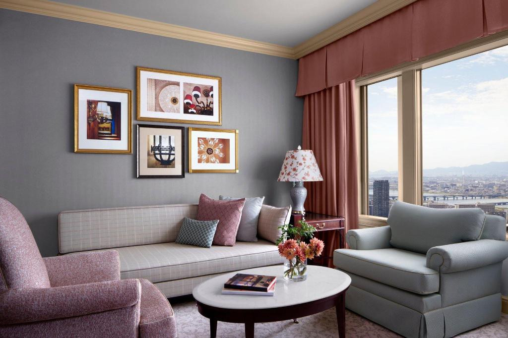 Club Suite, Club Level, Executive Suite, 1 King - Guestroom